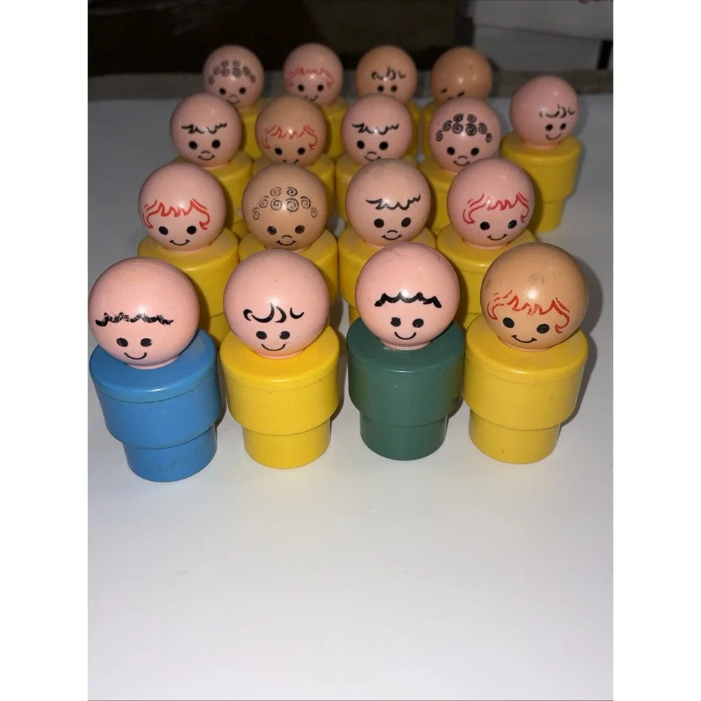 Vintage 1974 Fisher Price Little People Yellow Big Chunky Jumbo Figure Lot of 17